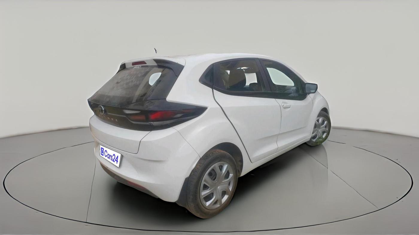 2024 Tata ALTROZ XM PETROL, Petrol, Manual, 25,462 km, exterior