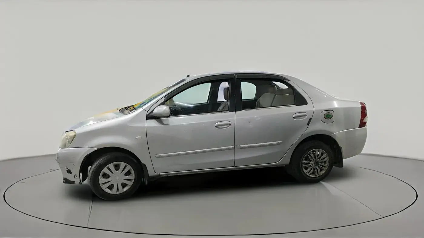 2017 Toyota Etios GD, Diesel, Manual, 2,35,969 km, exterior