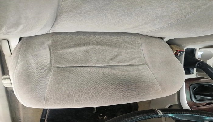 2012 Toyota Corolla Altis G DIESEL, Diesel, Manual, 2,22,979 km, interior