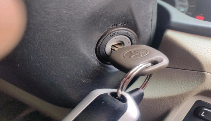 2012 Toyota Corolla Altis G DIESEL, Diesel, Manual, 2,22,979 km, interior