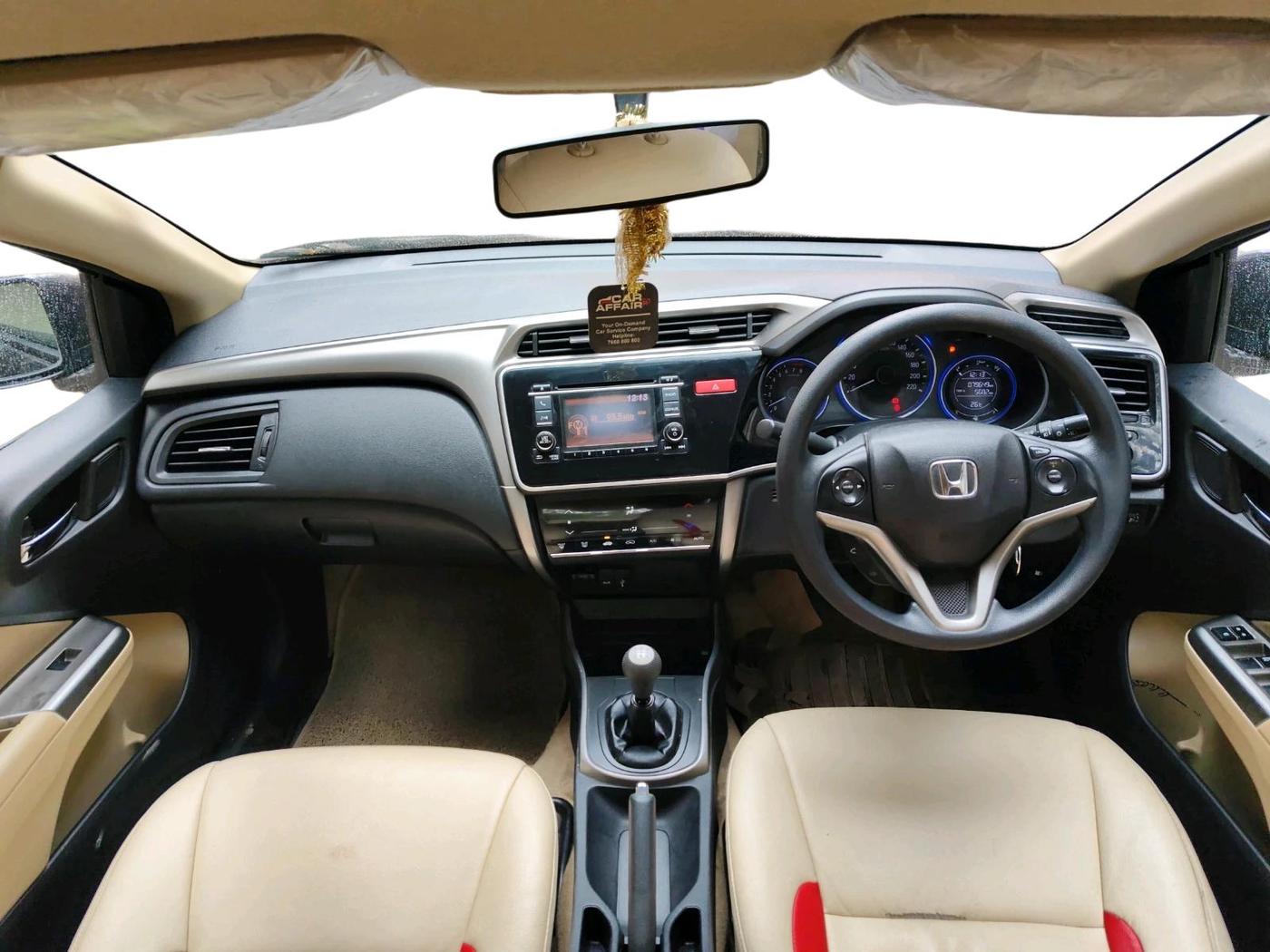 2015 Honda City 1.5L I-VTEC V MT, Petrol, Manual, 79,649 km, interior