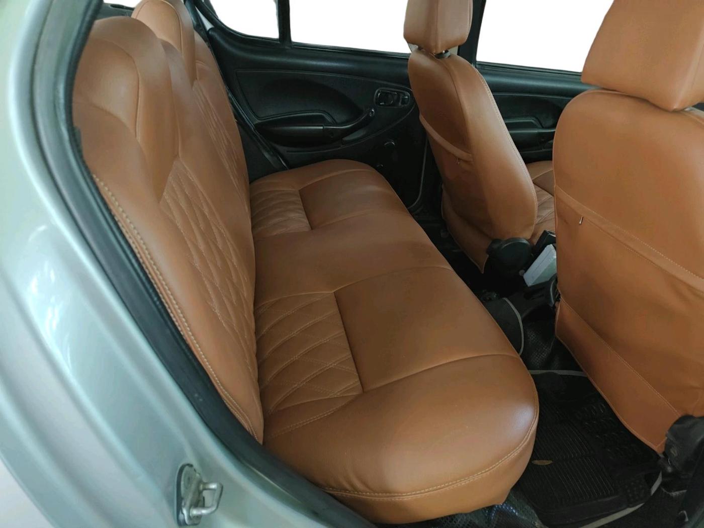 2015 Tata Indica V2 LS DIESEL, Diesel, Manual, 1,44,065 km, interior