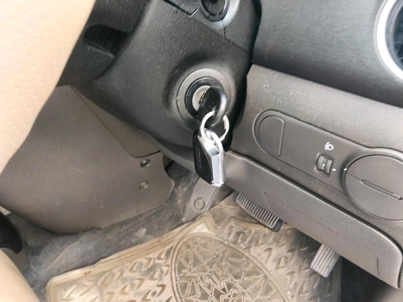 2012 Hyundai i10 SPORTZ 1.2 AT, Petrol, Automatic, 70,333 km, interior