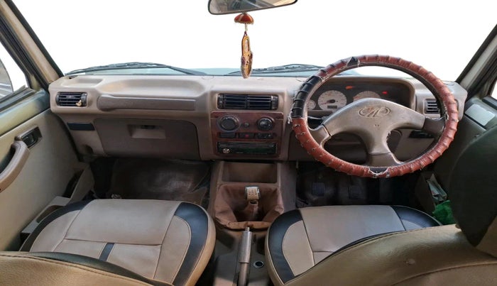 2010 Mahindra Bolero SLX BS-III, Diesel, Manual, 2,91,552 km, interior