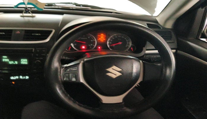2013 Maruti Swift ZDI, Diesel, Manual, 1,02,274 km, interior