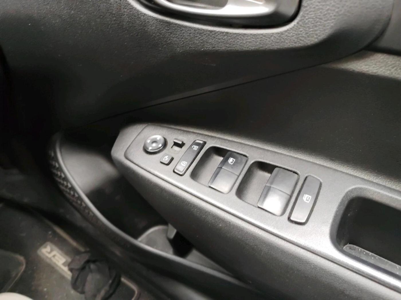 2023 Hyundai EXTER SX (O) CONNECT, Petrol, Manual, 30,112 km, interior