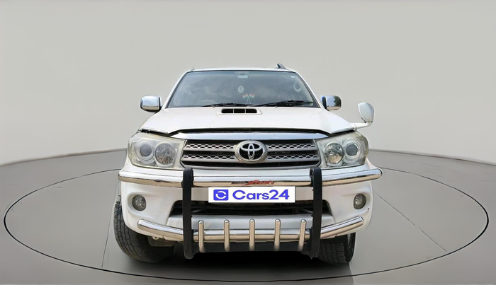 2011 Toyota Fortuner 3.0 4X4 MT, Diesel, Manual, 2,24,254 km, exterior