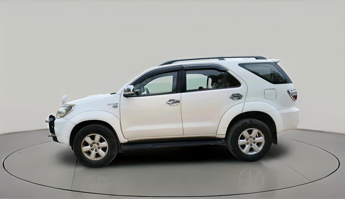 2011 Toyota Fortuner 3.0 4X4 MT, Diesel, Manual, 2,24,254 km, exterior