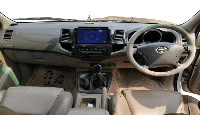 2011 Toyota Fortuner 3.0 4X4 MT, Diesel, Manual, 2,24,254 km, interior