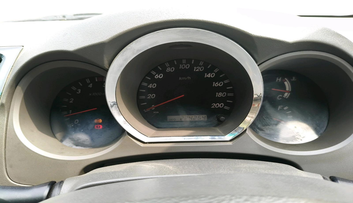 2011 Toyota Fortuner 3.0 4X4 MT, Diesel, Manual, 2,24,254 km, interior