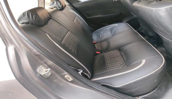 2014 Maruti Swift VXI, Petrol, Manual, 1,09,000 km, interior