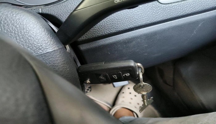 2020 Volkswagen Polo COMFORTLINE 1.0L MPI, Petrol, Manual, 55,904 km, interior