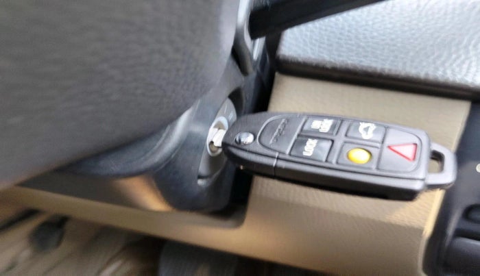 2012 Volvo XC 90 D5 AWD, Diesel, Automatic, 2,21,316 km, interior