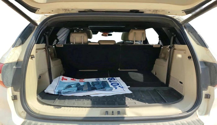 2020 Ford Endeavour TITANIUM PLUS 2.0 4X2 AT SUNROOF, Diesel, Automatic, 1,14,752 km, exterior