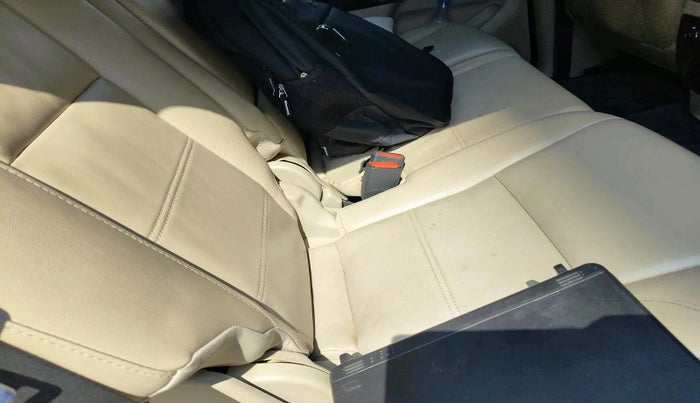 2020 Ford Endeavour TITANIUM PLUS 2.0 4X2 AT SUNROOF, Diesel, Automatic, 1,14,752 km, interior