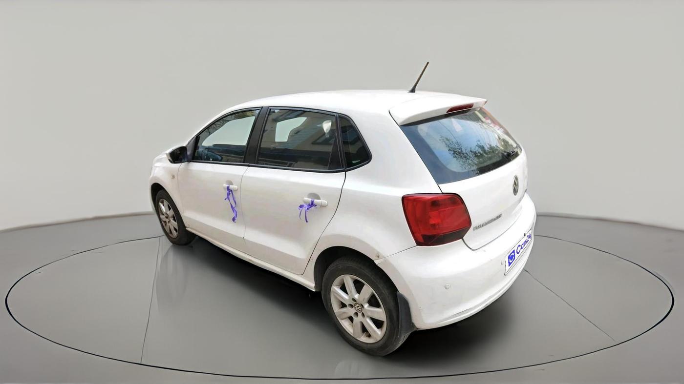 2011 Volkswagen Polo HIGHLINE 1.6L, Petrol, Manual, 1,20,718 km, exterior