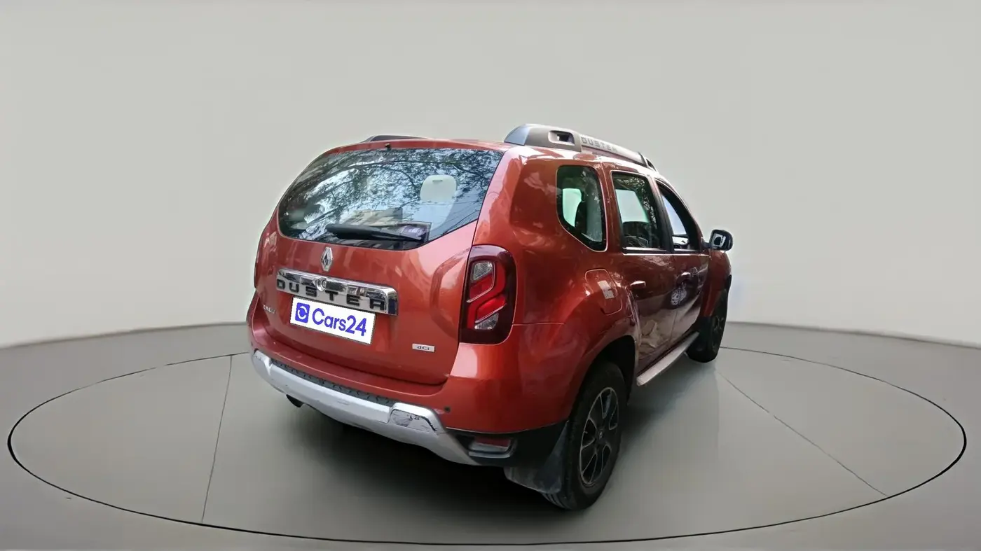 2017 Renault Duster 85 PS RXZ DIESEL, Diesel, Manual, 1,90,894 km, exterior