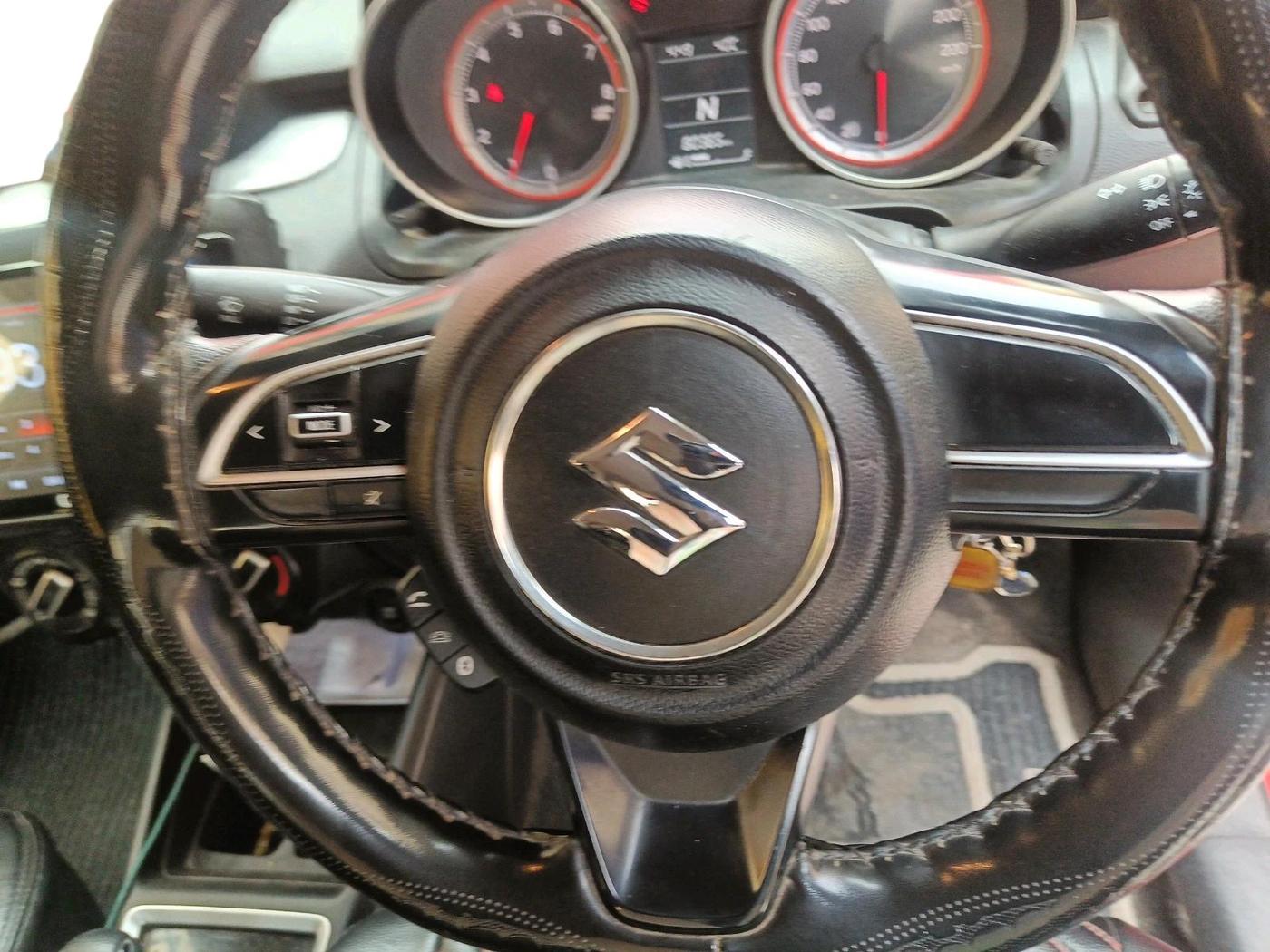 2020 Maruti Swift VXI AMT, Petrol, Automatic, 80,365 km, interior