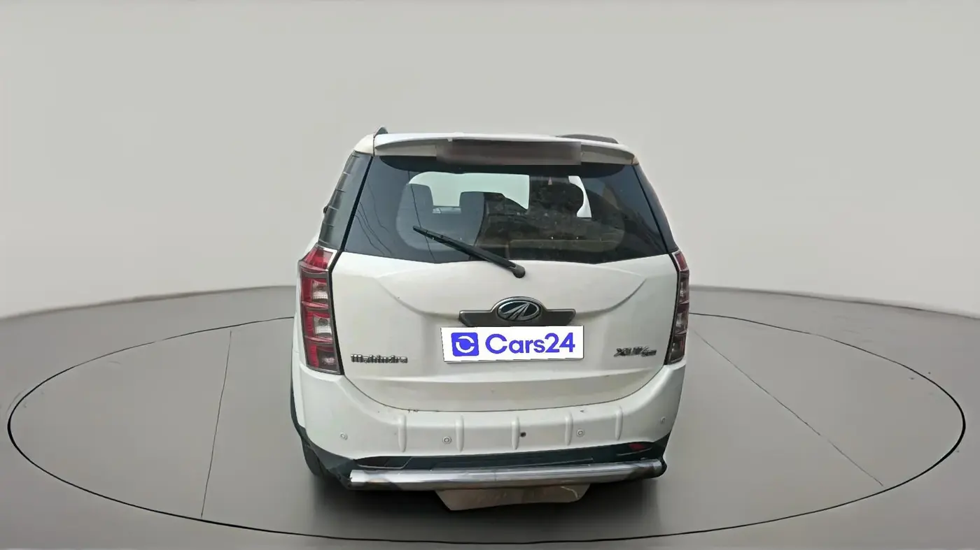 2012 Mahindra XUV500 W8, Diesel, Manual, 2,30,066 km, exterior