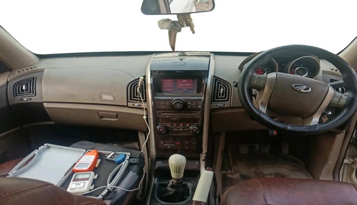 2012 Mahindra XUV500 W8, Diesel, Manual, 2,30,066 km, interior