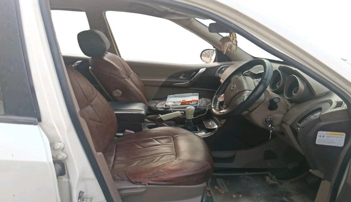 2012 Mahindra XUV500 W8, Diesel, Manual, 2,30,066 km, interior