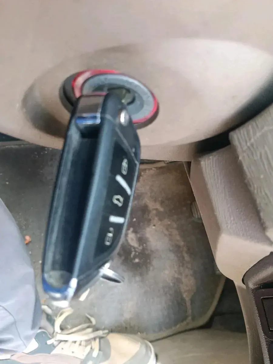 2012 Mahindra XUV500 W8, Diesel, Manual, 2,30,066 km, interior