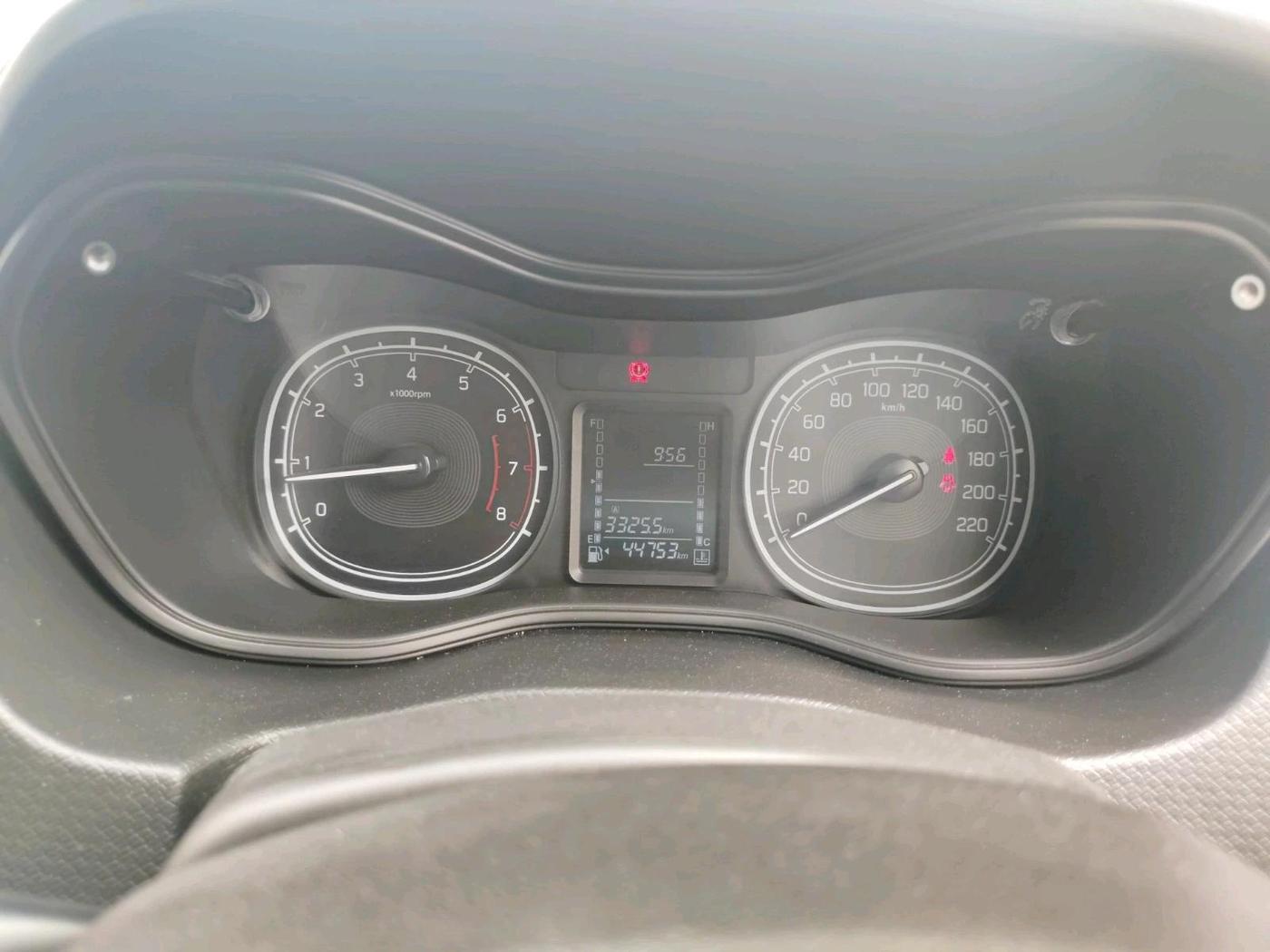 2022 Maruti Vitara Brezza VXI, Petrol, Manual, 44,753 km, interior