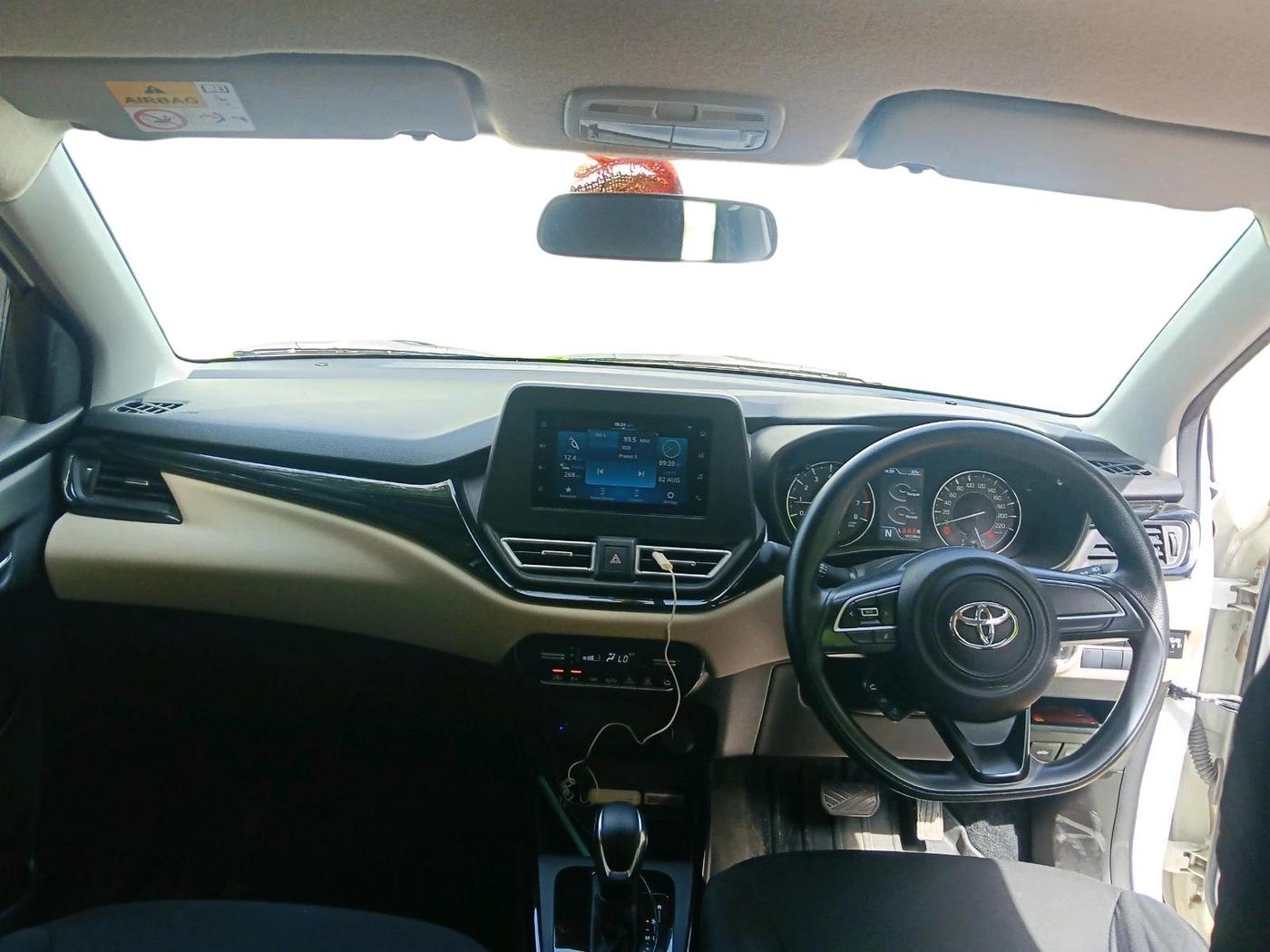 2024 Toyota Glanza G AMT, Petrol, Automatic, 13,220 km, interior