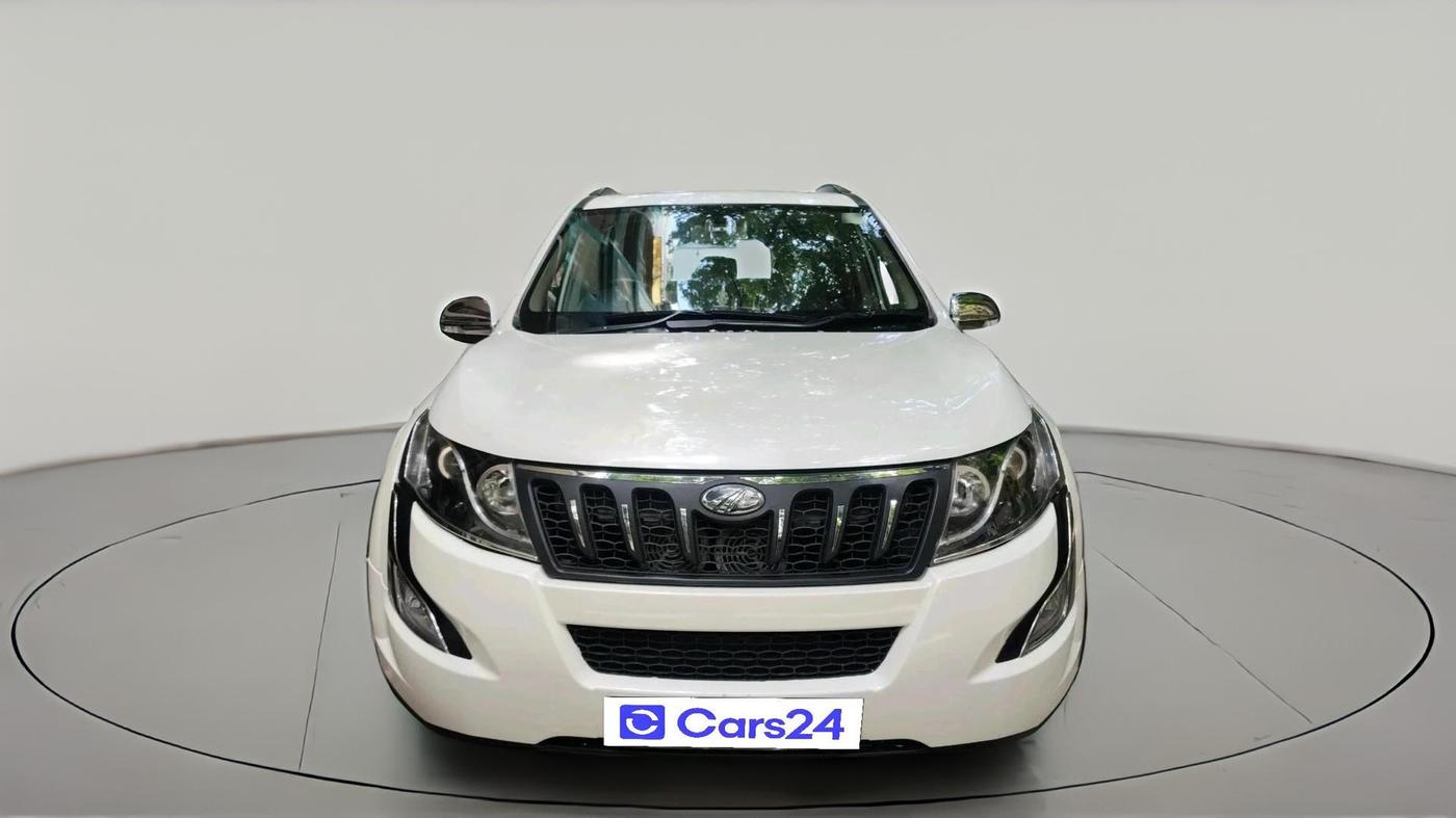 2015 Mahindra XUV500 W10, Diesel, Manual, 89,891 km, exterior