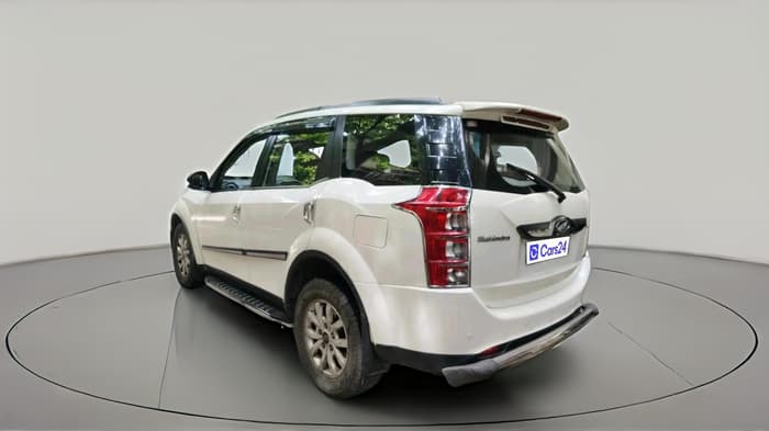 2015 Mahindra XUV500 W10, Diesel, Manual, 89,891 km, exterior