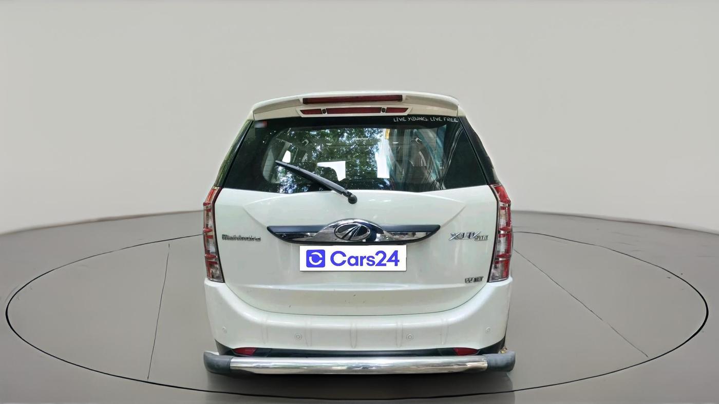 2015 Mahindra XUV500 W10, Diesel, Manual, 89,891 km, exterior