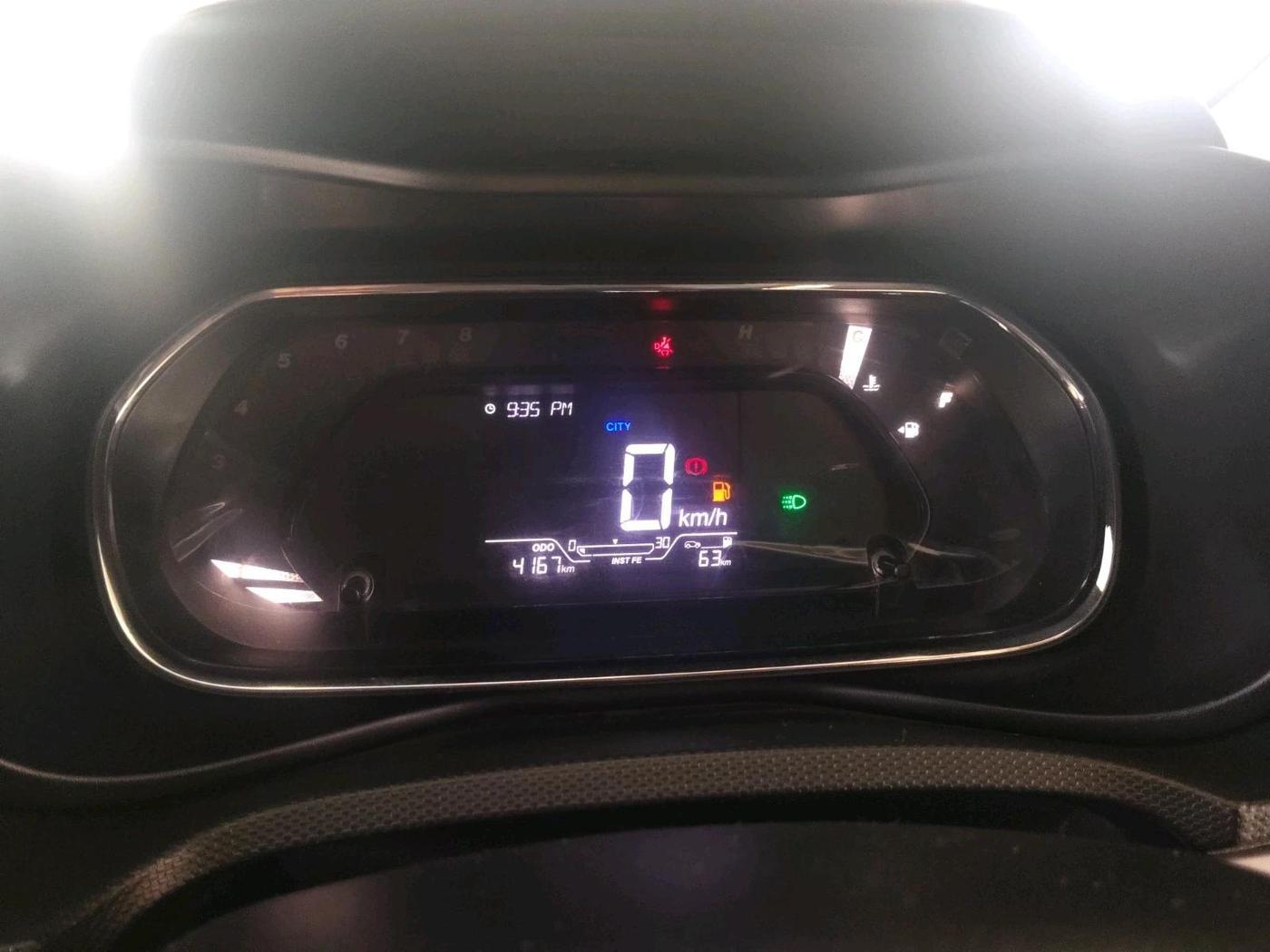 2023 Tata NEXON XE PETROL, Petrol, Manual, 4,167 km, interior