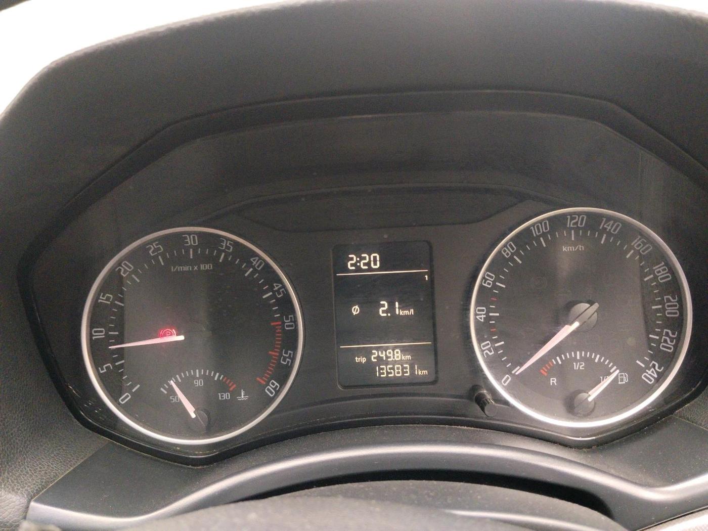 2012 Skoda Laura AMBITION 2.0 TDI CR MT, Diesel, Manual, 1,35,831 km, interior