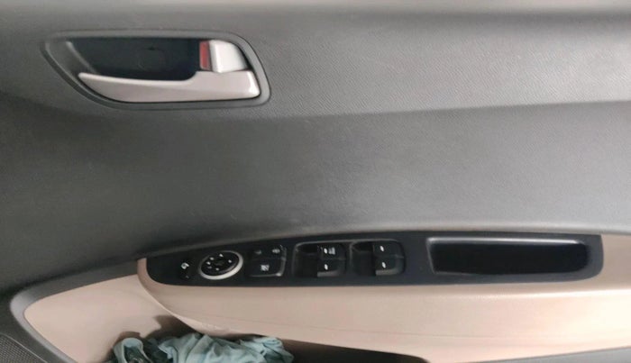 2015 Hyundai Grand i10 ASTA 1.2 KAPPA VTVT, Petrol, Manual, 42,305 km, interior