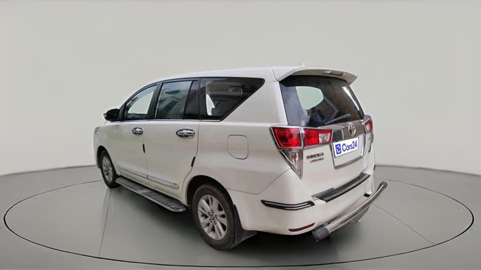 2016 Toyota Innova Crysta 2.4 VX 8 STR, Diesel, Manual, 1,75,071 km, exterior