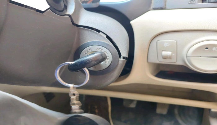 2007 Hyundai Verna XXI, Petrol, Manual, 99,159 km, interior