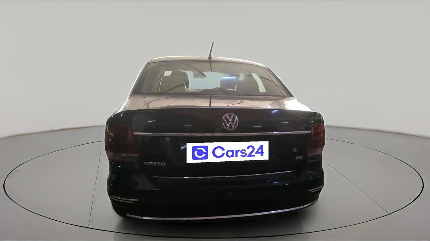 2014 Volkswagen Vento HIGHLINE DIESEL 1.6, Diesel, Manual, 50,239 km, exterior