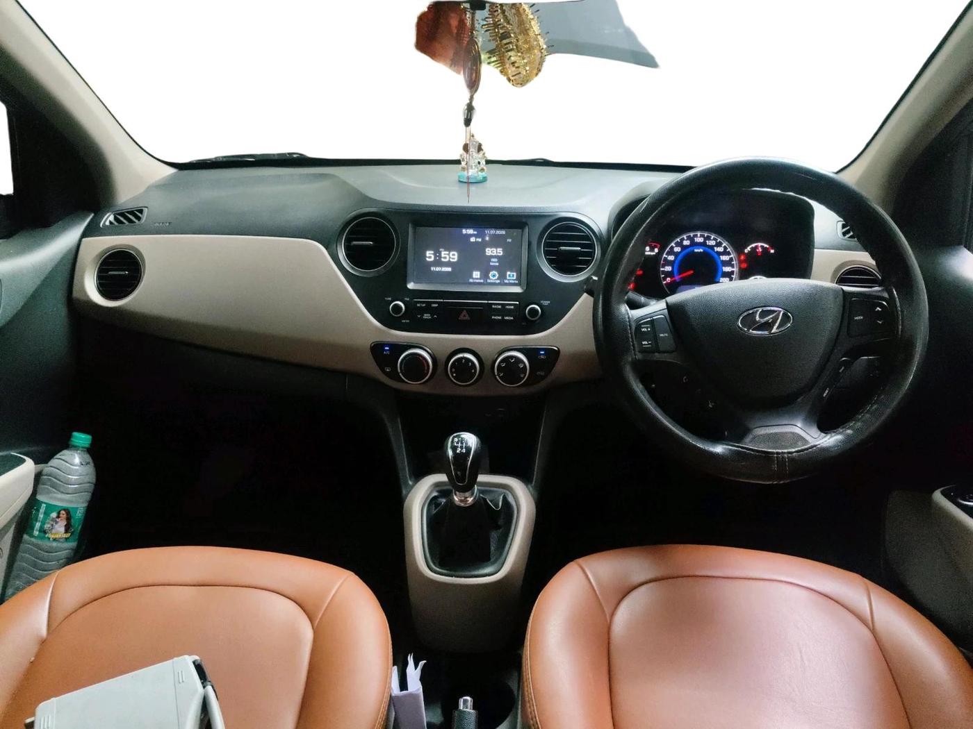 2018 Hyundai Grand i10 SPORTZ U2 1.2 CRDI, Diesel, Manual, 72,690 km, interior
