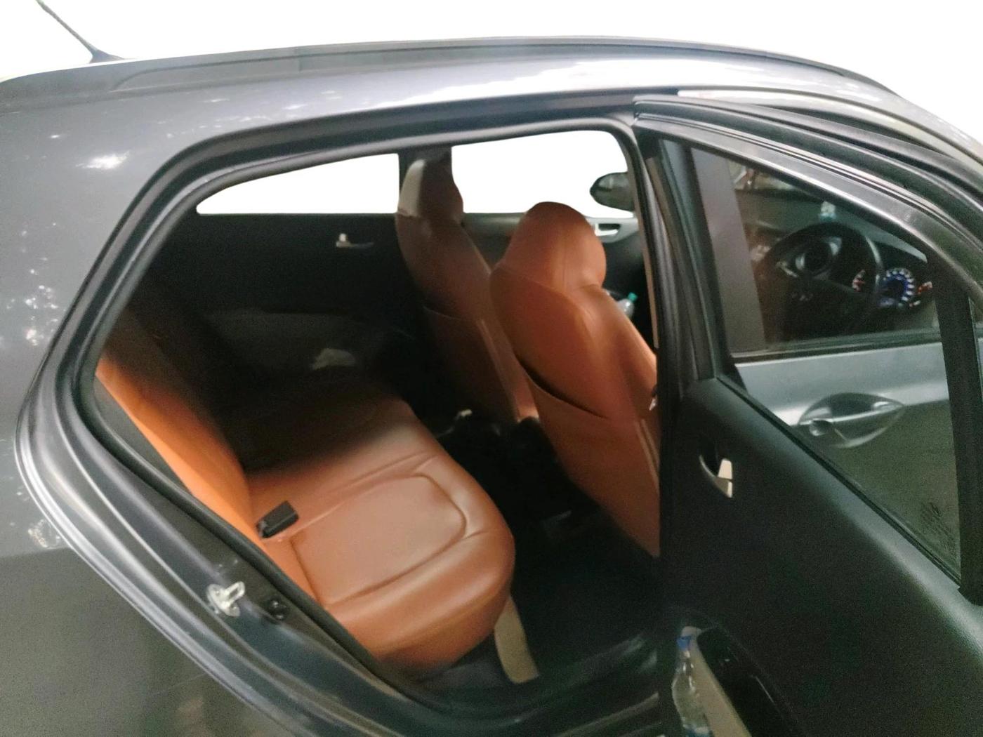 2018 Hyundai Grand i10 SPORTZ U2 1.2 CRDI, Diesel, Manual, 72,690 km, interior