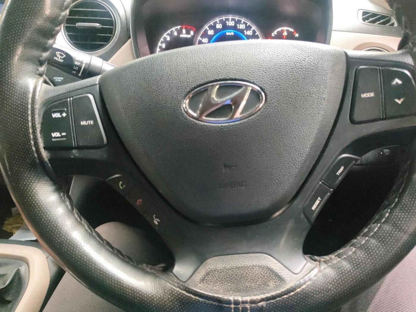 2018 Hyundai Grand i10 SPORTZ U2 1.2 CRDI, Diesel, Manual, 72,690 km, interior
