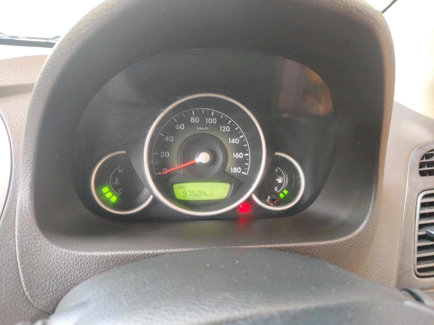 2015 Hyundai Eon MAGNA +, Petrol, Manual, 97,504 km, interior
