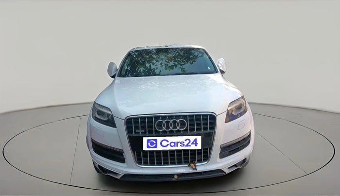 2010 Audi Q7 3.0 TDI QUATTRO, Diesel, Automatic, 1,00,843 km, exterior