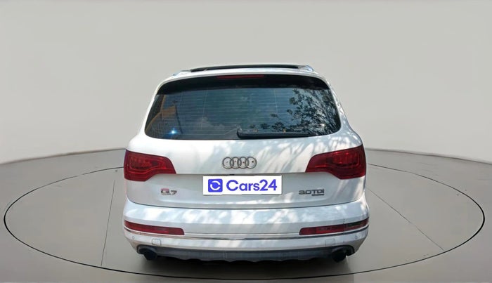 2010 Audi Q7 3.0 TDI QUATTRO, Diesel, Automatic, 1,00,843 km, exterior