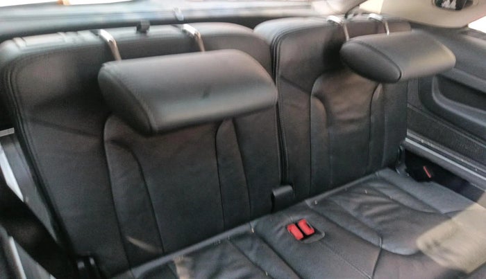 2010 Audi Q7 3.0 TDI QUATTRO, Diesel, Automatic, 1,00,843 km, interior