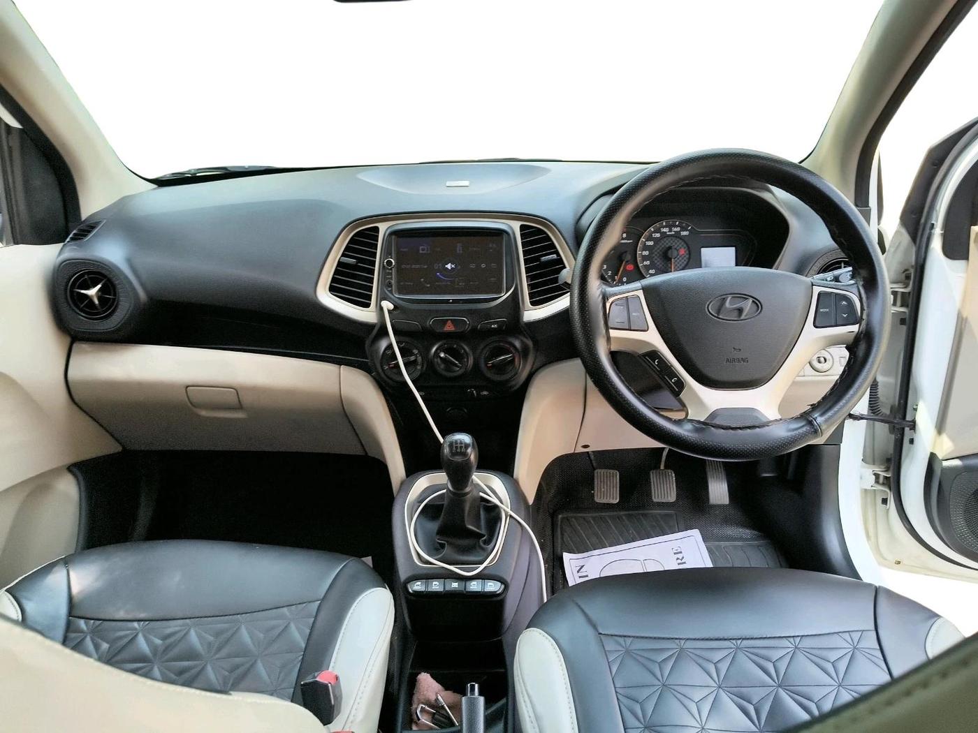 2021 Hyundai NEW SANTRO SPORTZ EXECUTIVE MT CNG, CNG, Manual, 1,84,154 km, interior