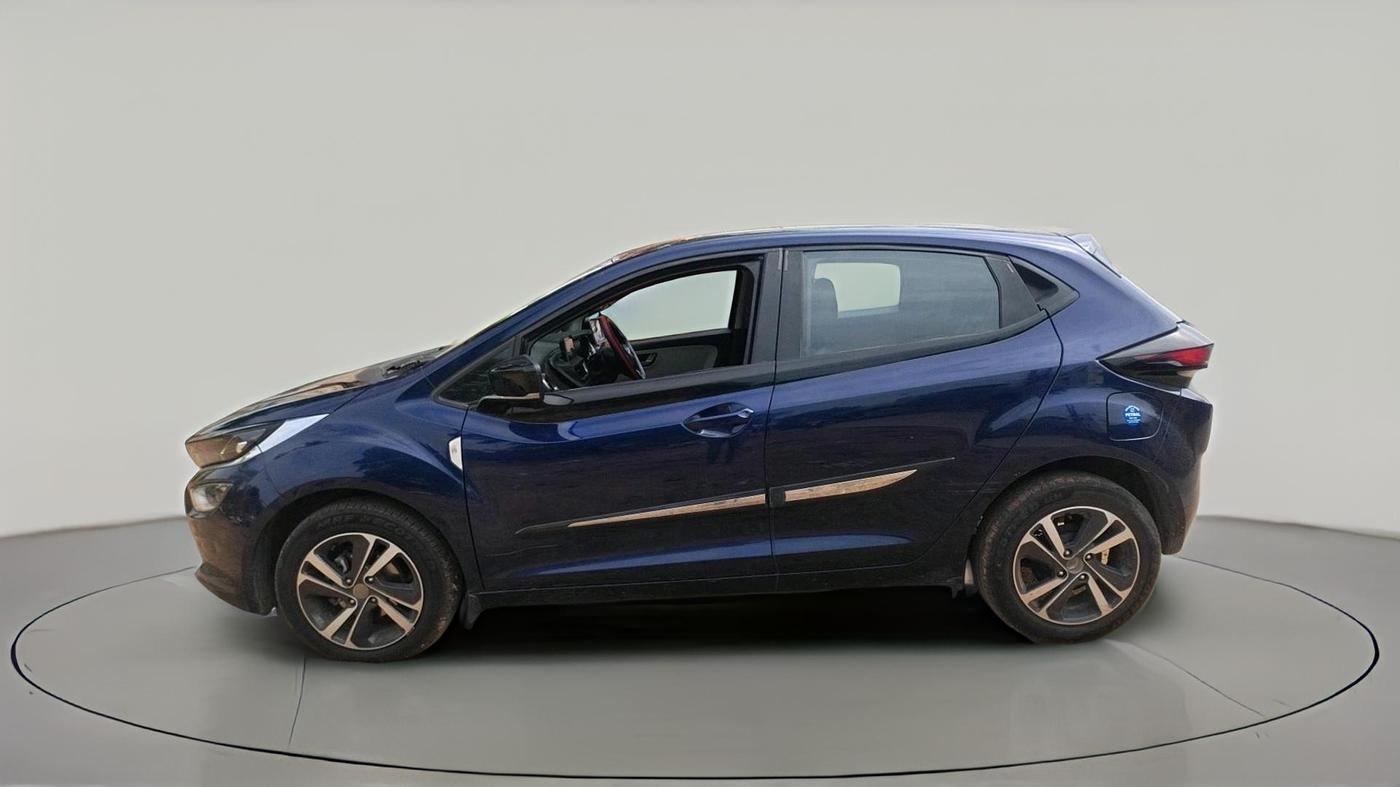 2023 Tata ALTROZ XZA + SUNROOF, Petrol, Automatic, 30,384 km, exterior