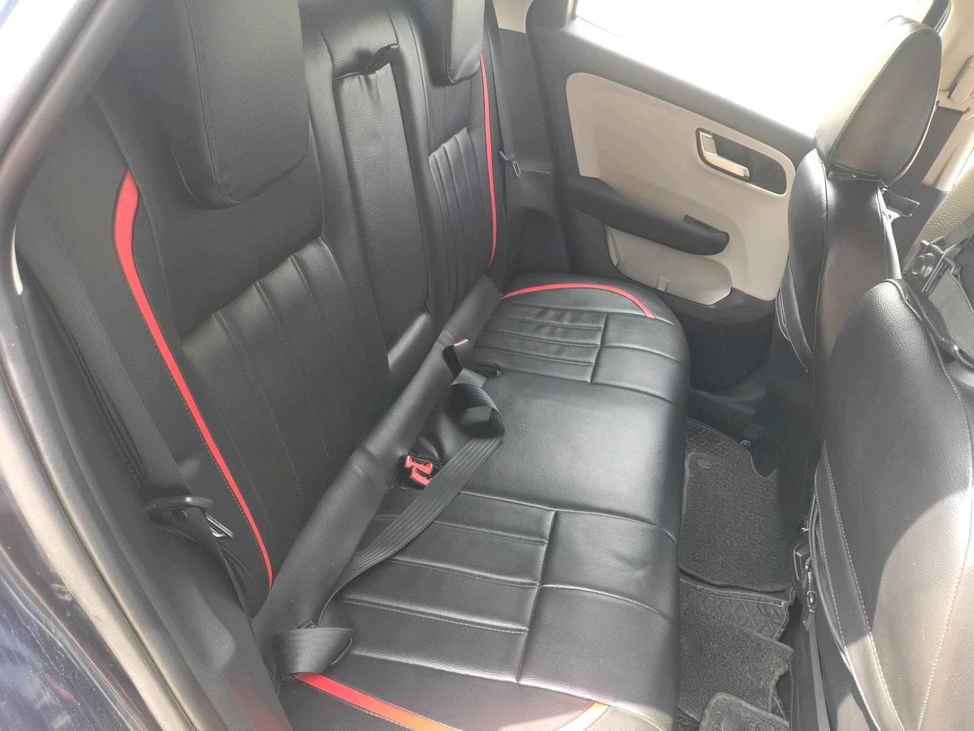 2023 Tata ALTROZ XZA + SUNROOF, Petrol, Automatic, 30,384 km, interior