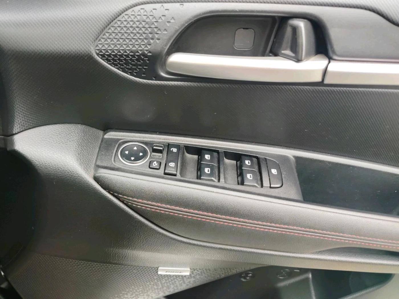 2022 KIA SONET GTX PLUS 1.5, Diesel, Manual, 32,503 km, interior