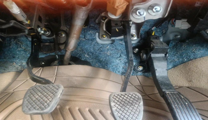 2016 Honda City 1.5L I-DTEC VX, Diesel, Manual, 69,398 km, interior