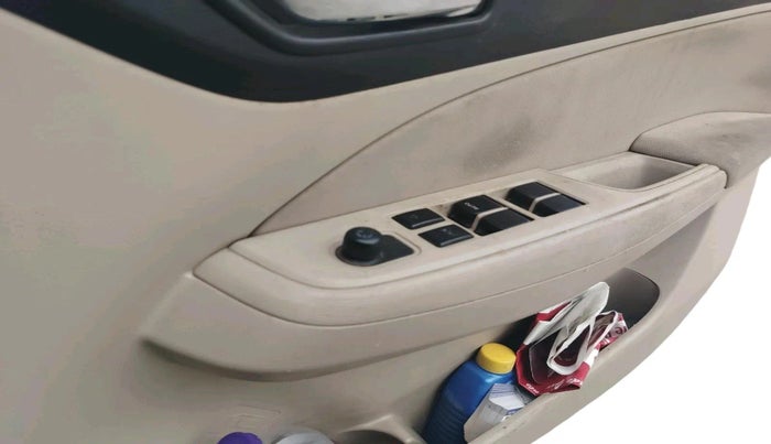 2018 Maruti Dzire VDI AMT, Diesel, Automatic, 1,40,197 km, interior